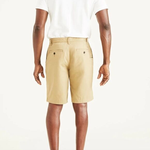 Dockers Perfect Short‎ Classic Fit Khaki SZ 32 NWT - Picture 2 of 4